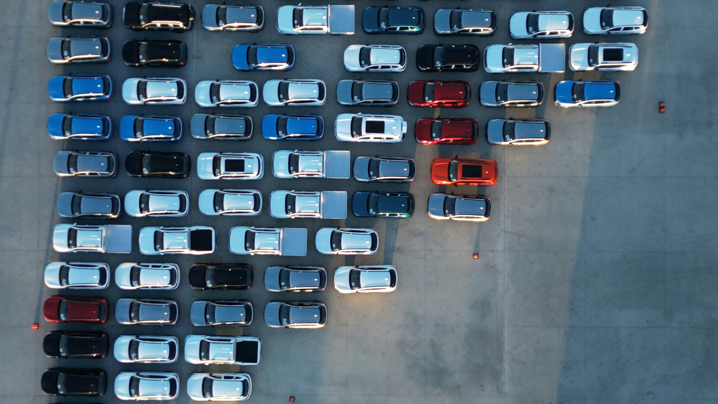 Accordo commerciale UE Cina: meno ibride e dazi più bassi su 4 miliardi