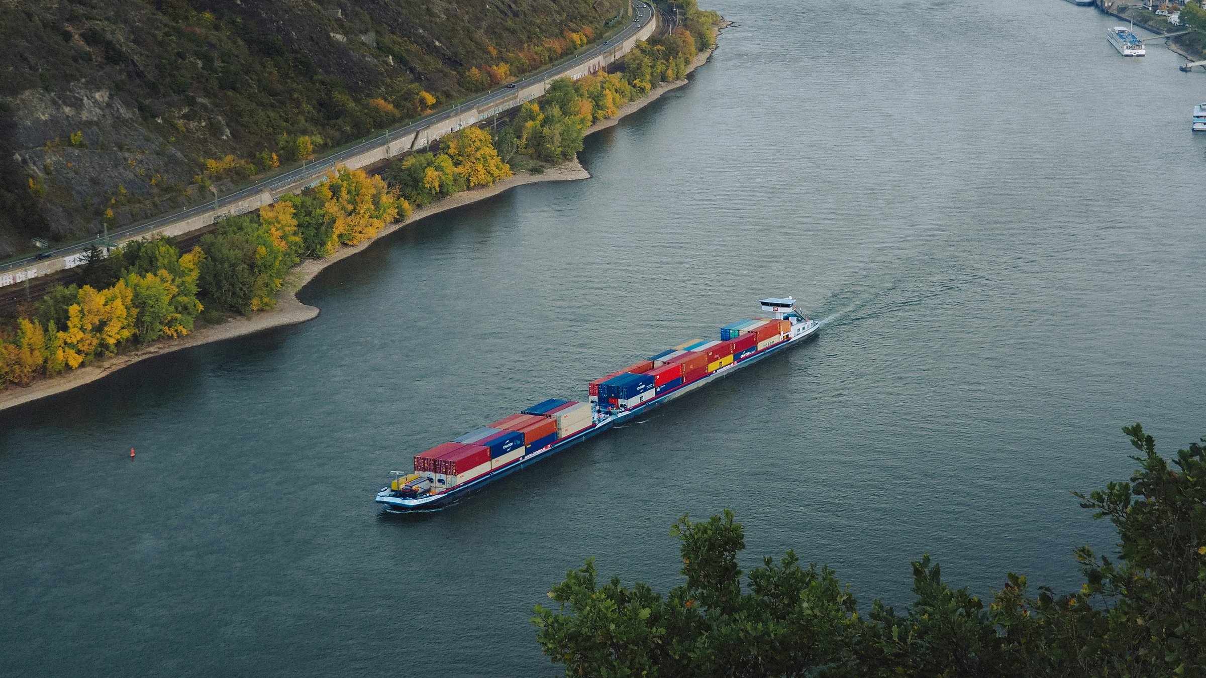 Porto di Rotterdam: container pieni in arrivo +8,9%, trasbordi -20%